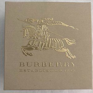 Burberry display box